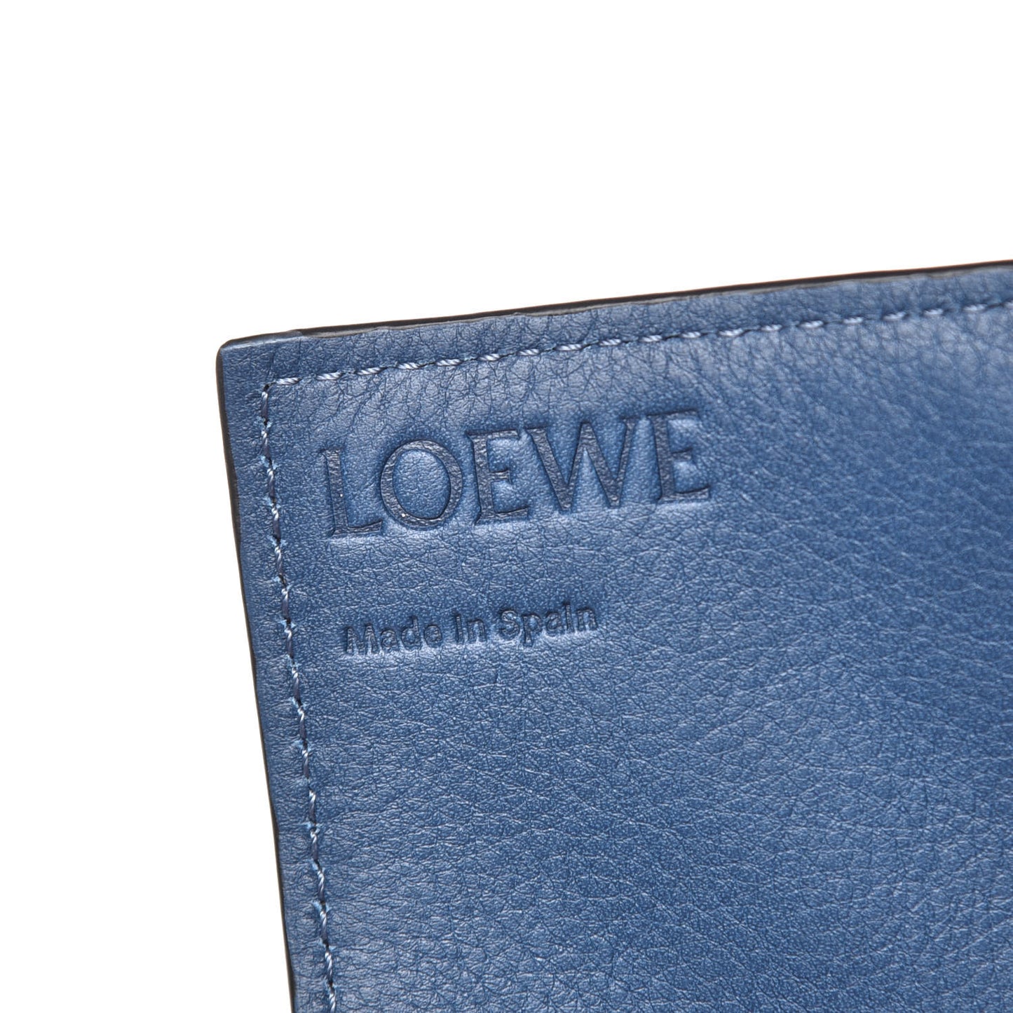 Pebbled Calfskin Chain Wallet Light Caramel Pecan