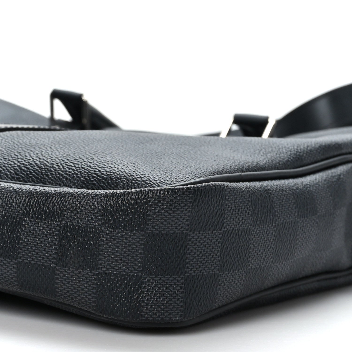 Louis Vuitton Damier Graphite Porte Documents Voyage PM 8 of 8