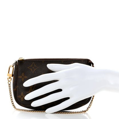 Louis Vuitton Monogram Mini Pochette Accessories 2 of 9