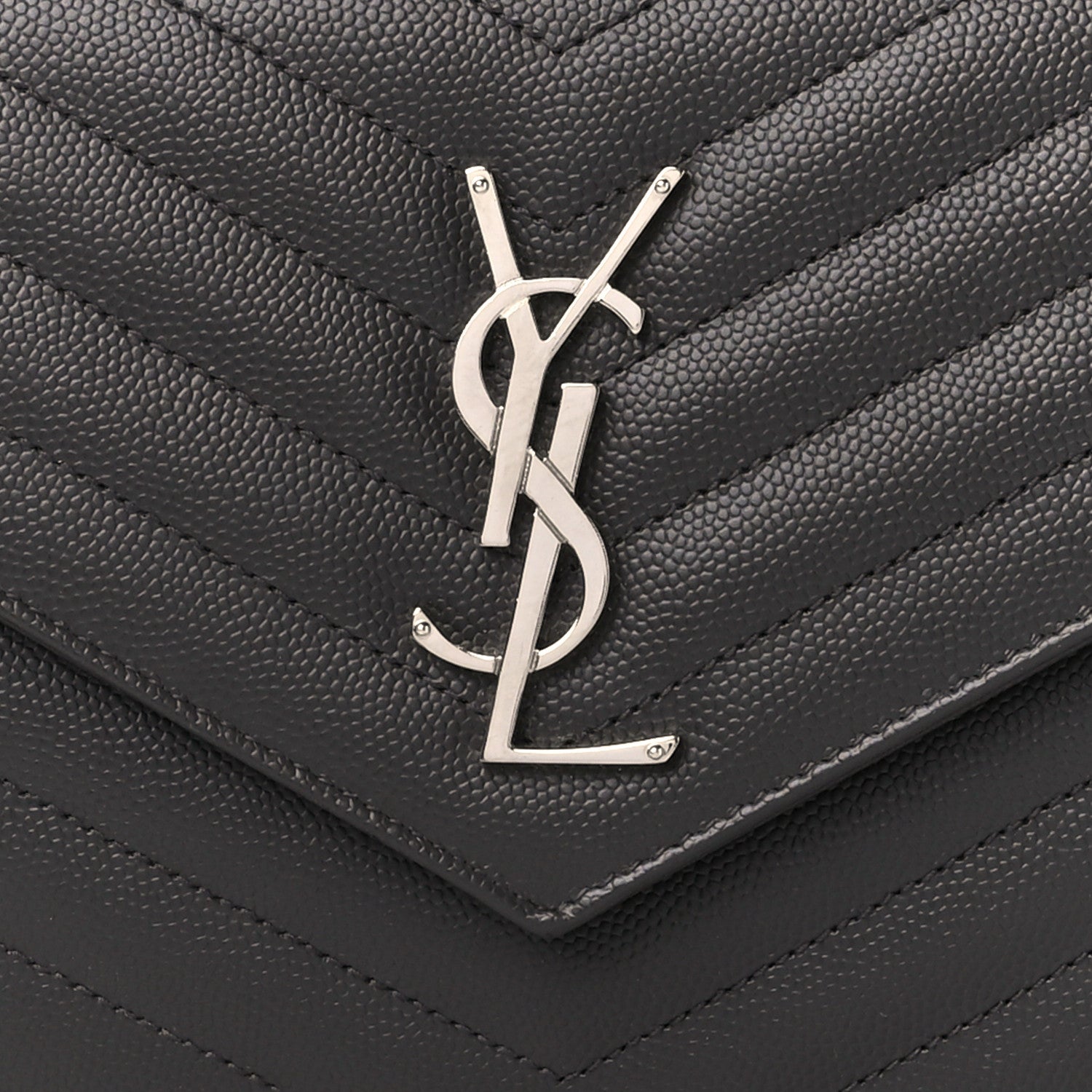 Saint Laurent Grain De Poudre Matelasse Chevron Monogram Chain Wallet Earth 8 of 10