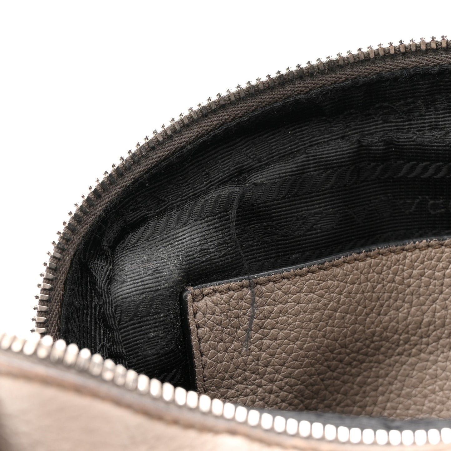 Vitello Daino Soft Medium Double Zip Shoulder Bag Argilla