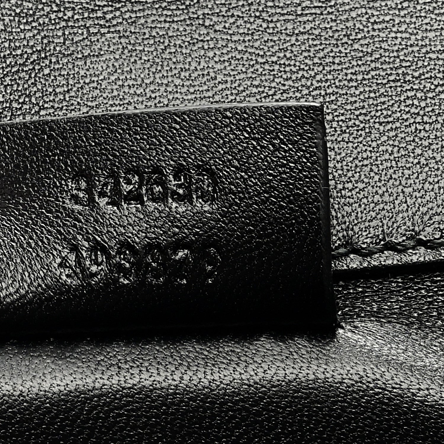 Gucci Metallic Crackled Calfskin Broadway Clutch Salmone 7 of 8