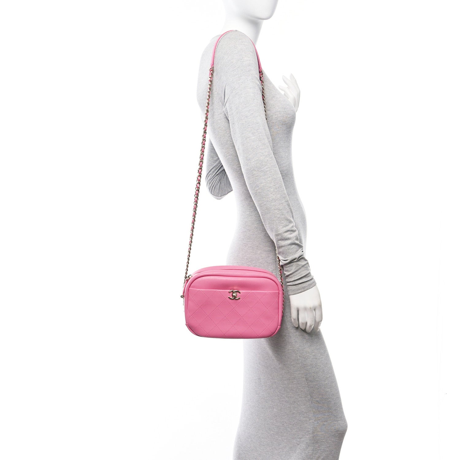 Chanel Goatskin Quilted Medium Casual Trip Camera Case Pink 2 of 10