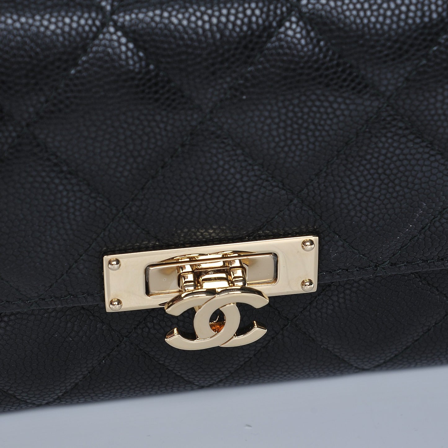 Caviar Quilted Small Golden Class Flap Wallet Black