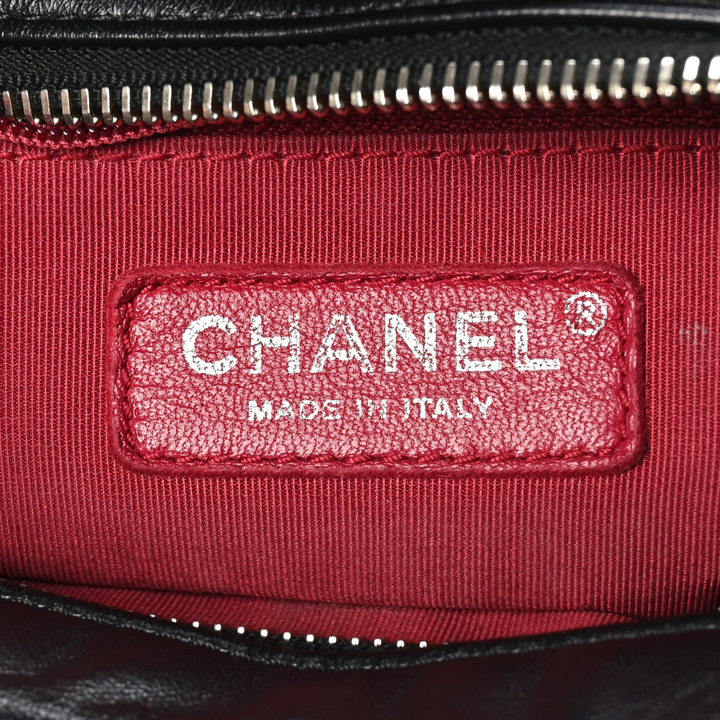 Aged Calfskin Quilted Medium Gabrielle Hobo Black