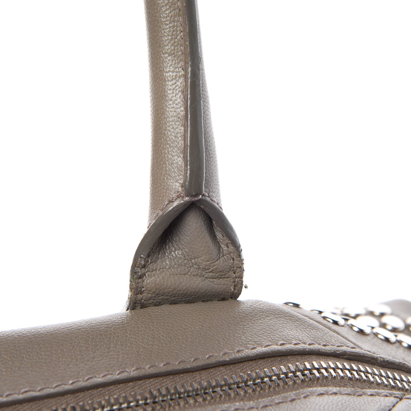 Chevre Studded Large Rock Stud Easy Y Grey