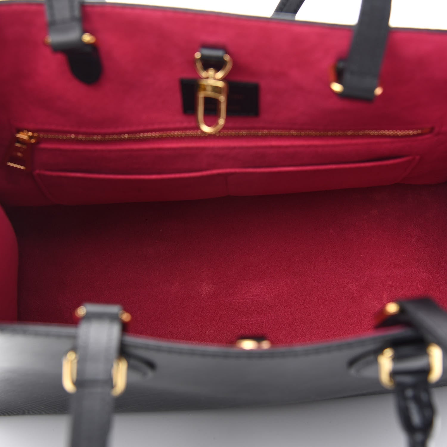 Louis Vuitton Epi Onthego MM Black 4 of 8