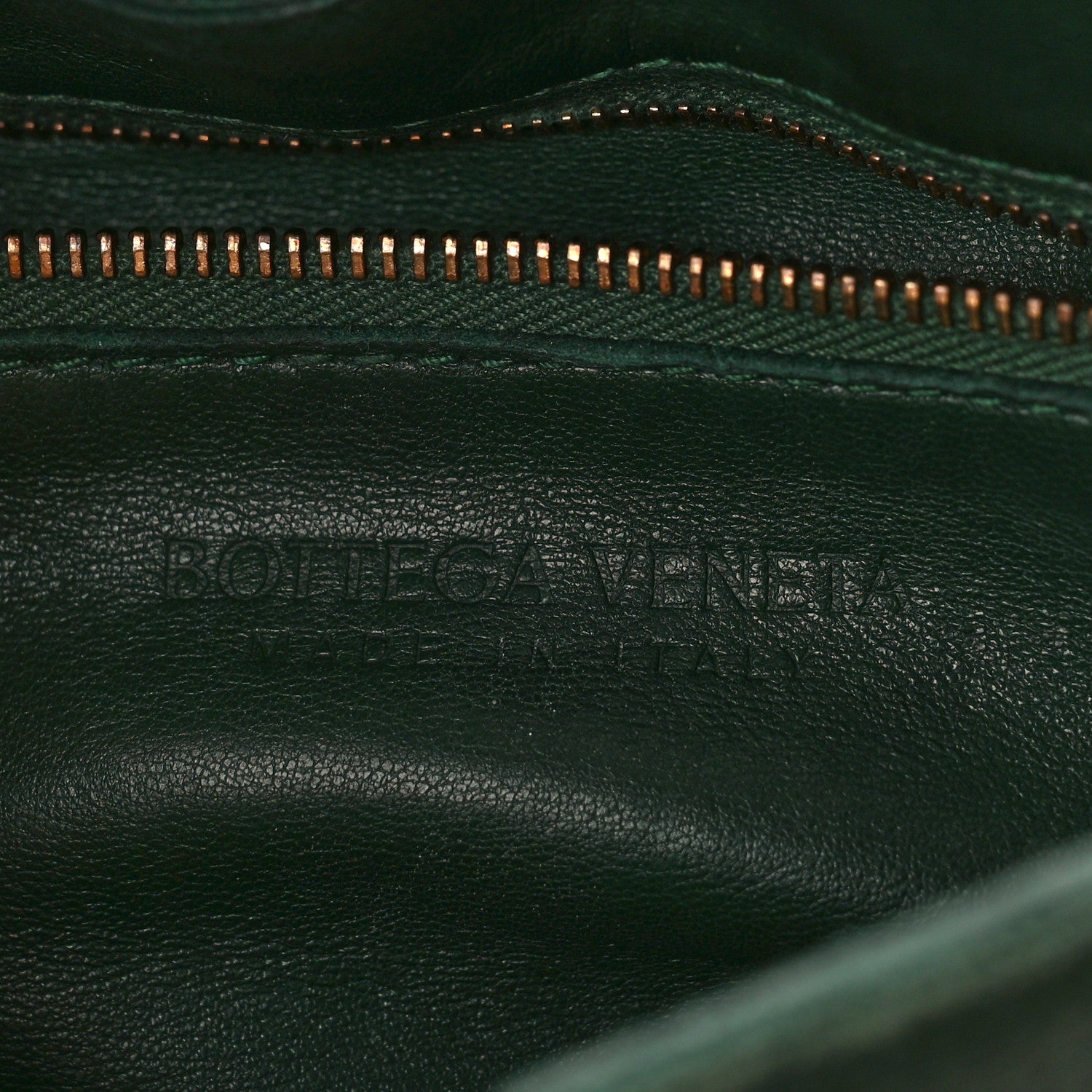 Bottega Veneta Grained Calfskin Maxi Intrecciato Cassette Crossbody Bag Raintree Green 6 of 12