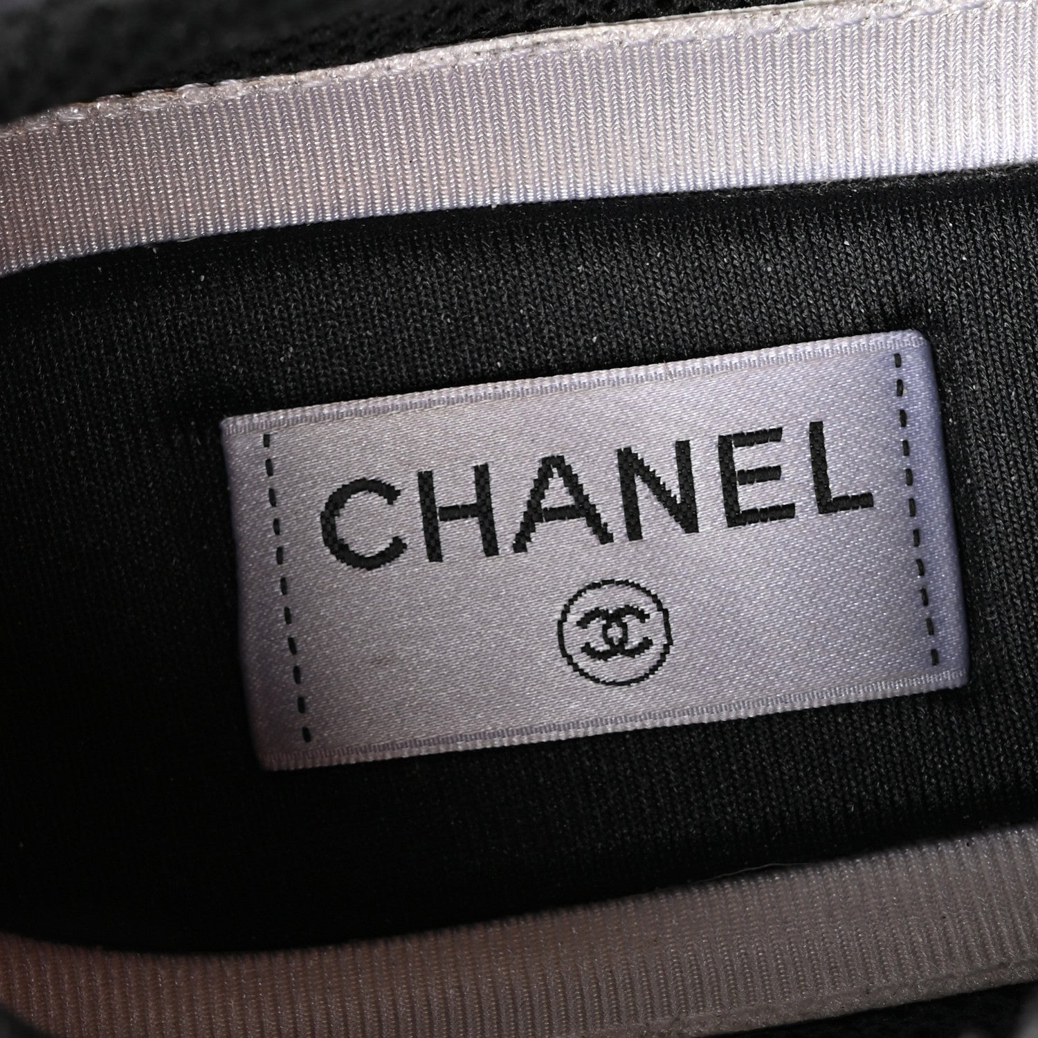 Chanel Mesh Suede Calfskin Grained Calfskin Womens CC Sneakers 41 White Black 8 of 9