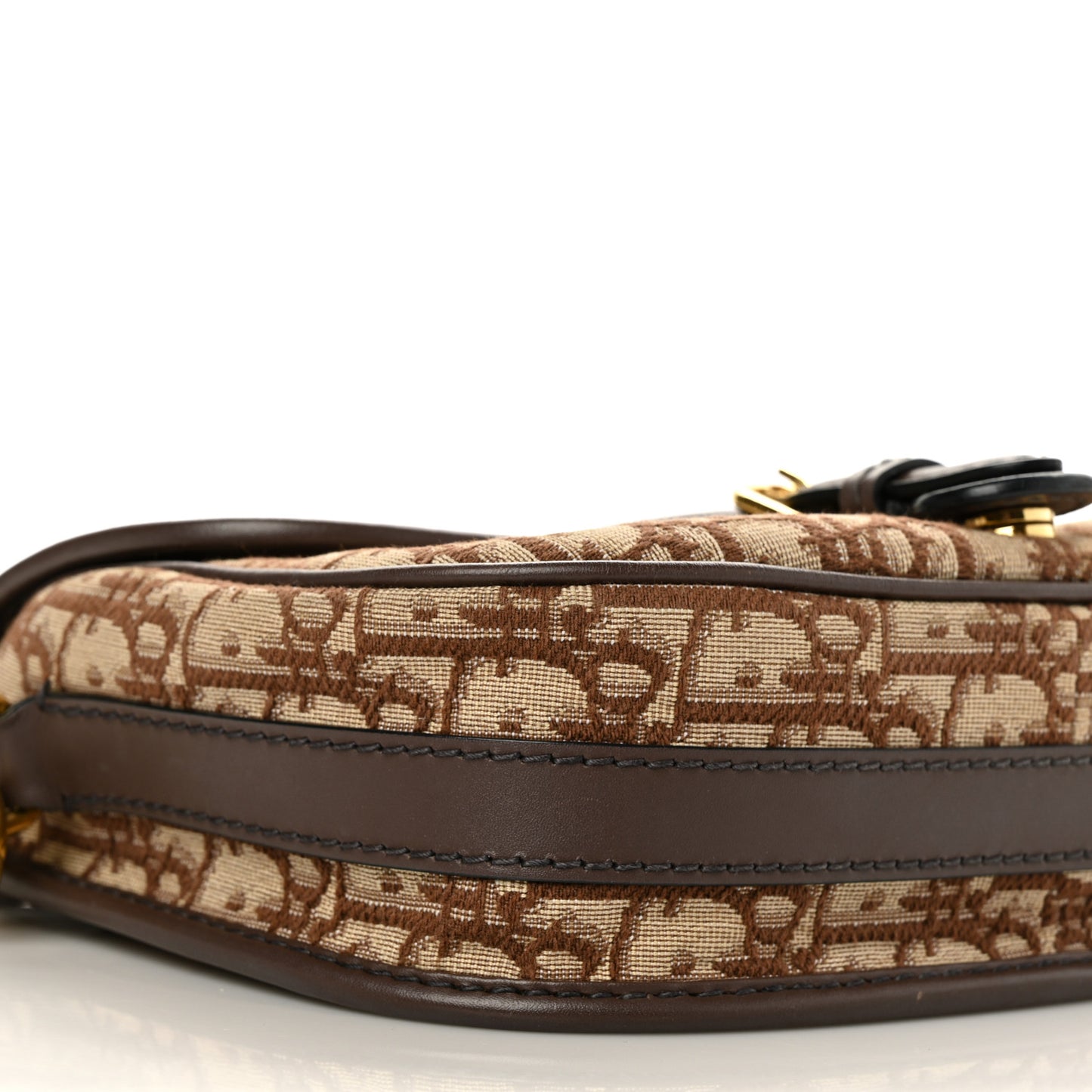 Oblique Medium Bobby Flap Brown