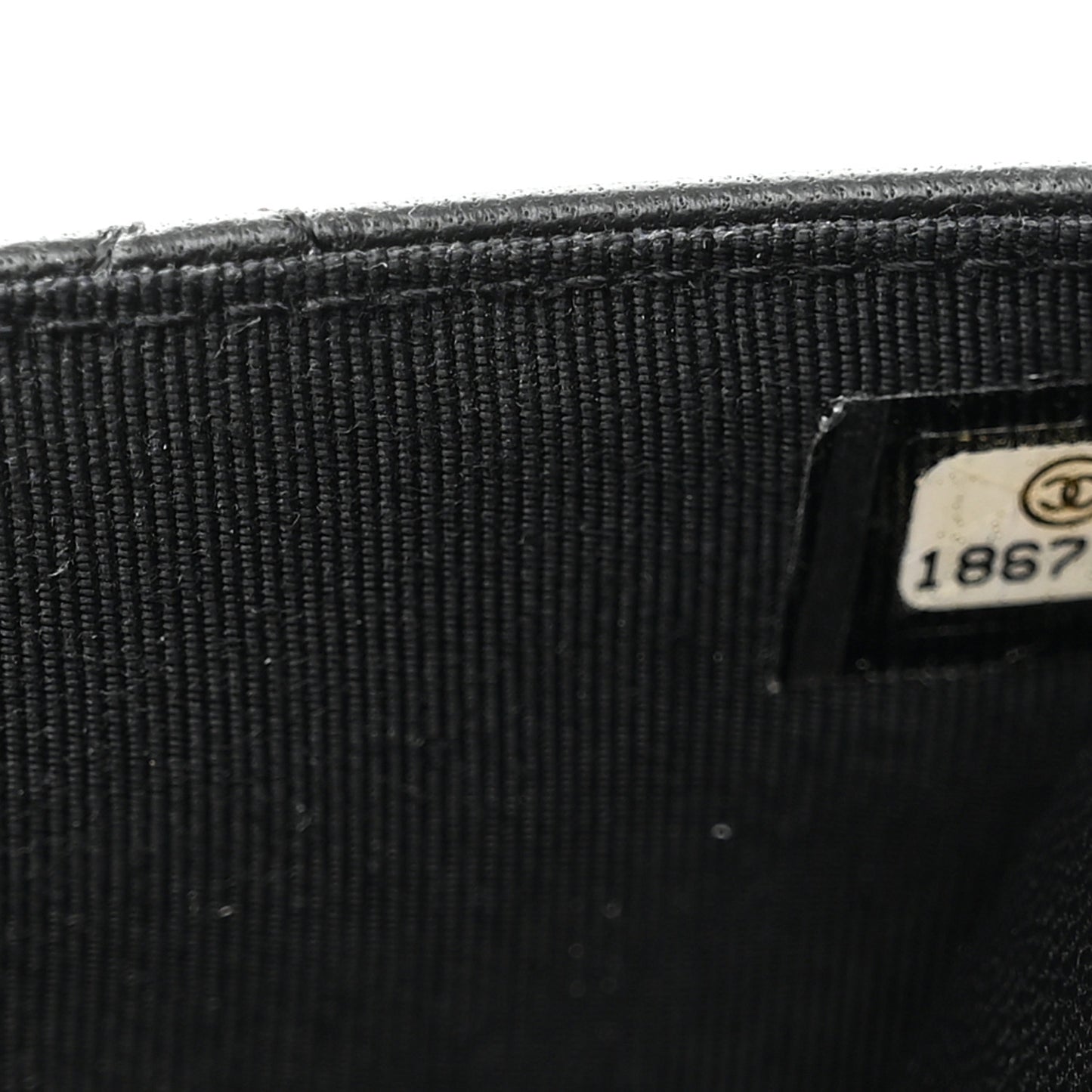 Lambskin Quilted Wallet On Chain WOC Black