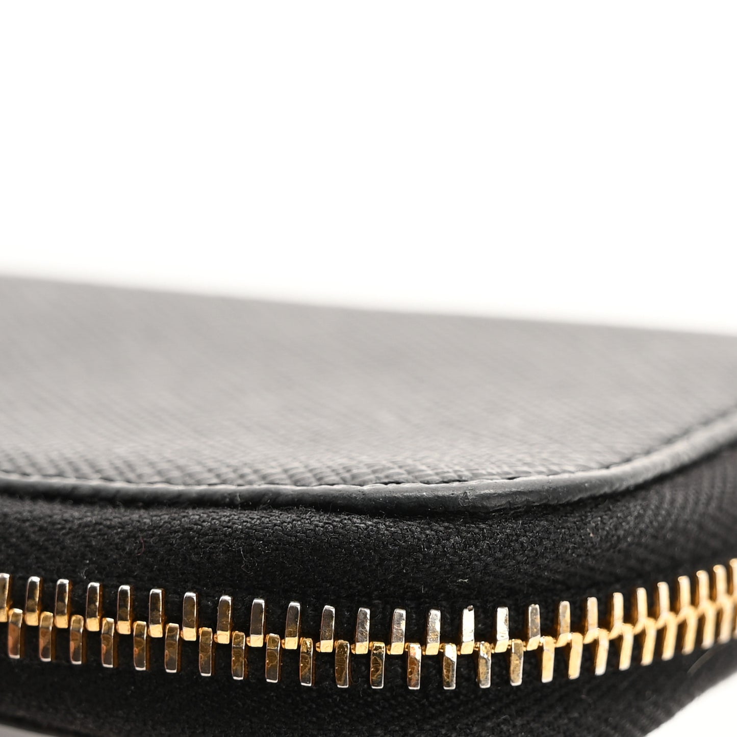 Saffiano Metal Zip Around Key Holder Black