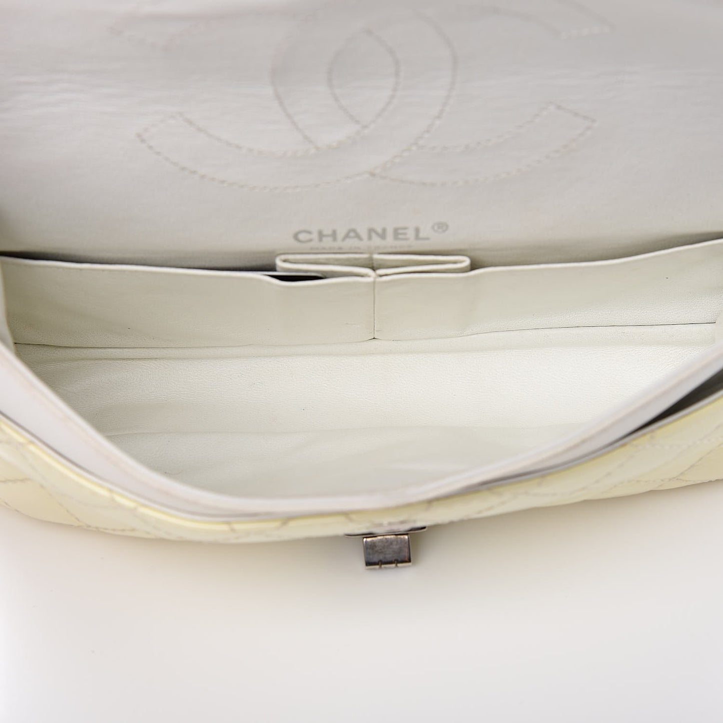 Patent Distressed Calfskin Quilted 2.55 Reissue 225 Flap White