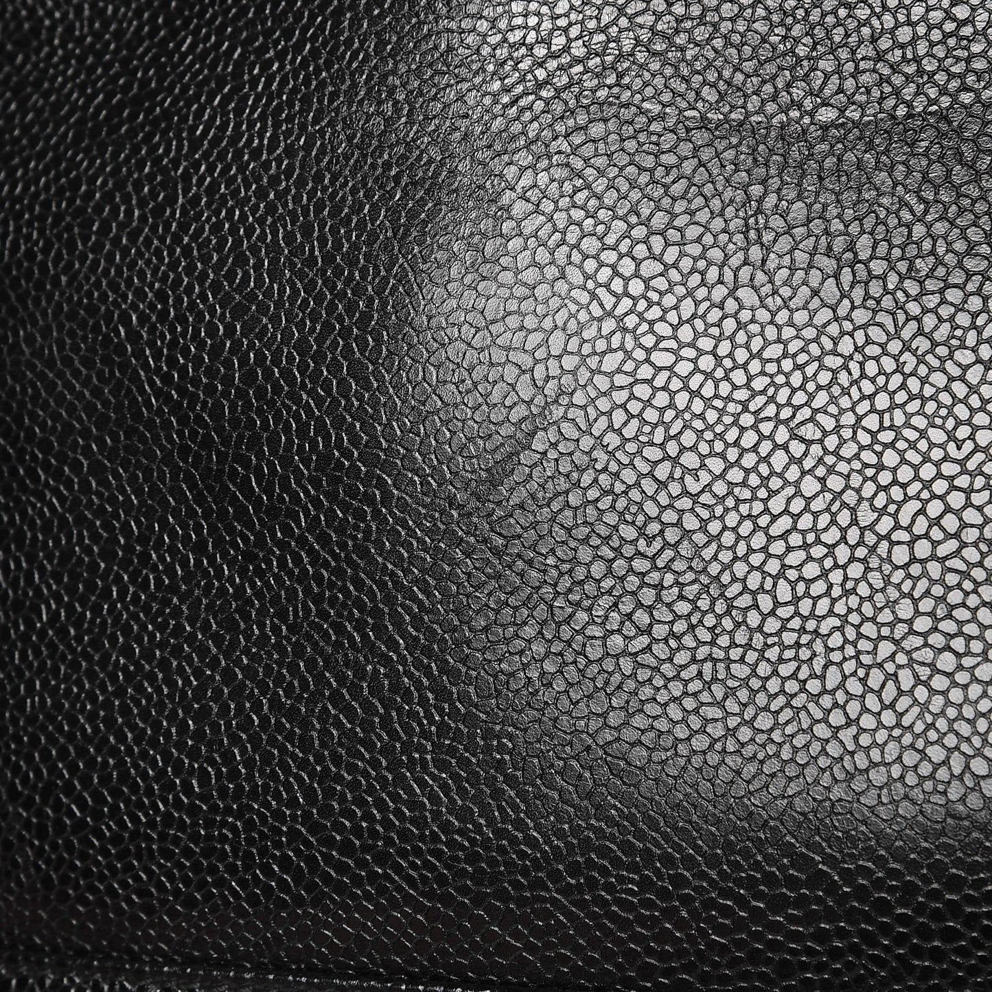 Caviar CC Shoulder Bag Black