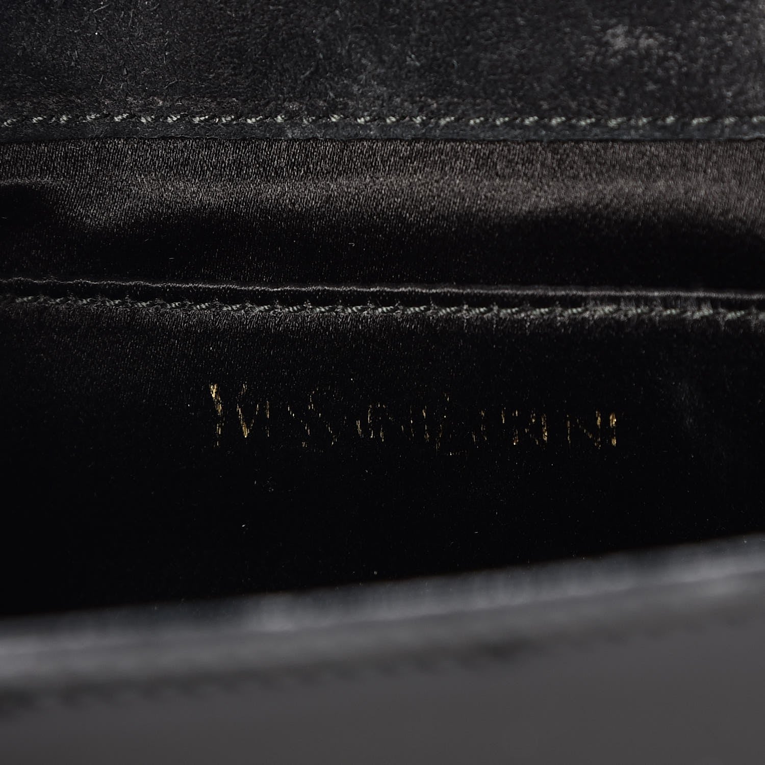 Saint Laurent Patent Monogram Large Belle De Jour Clutch Black 6 of 8