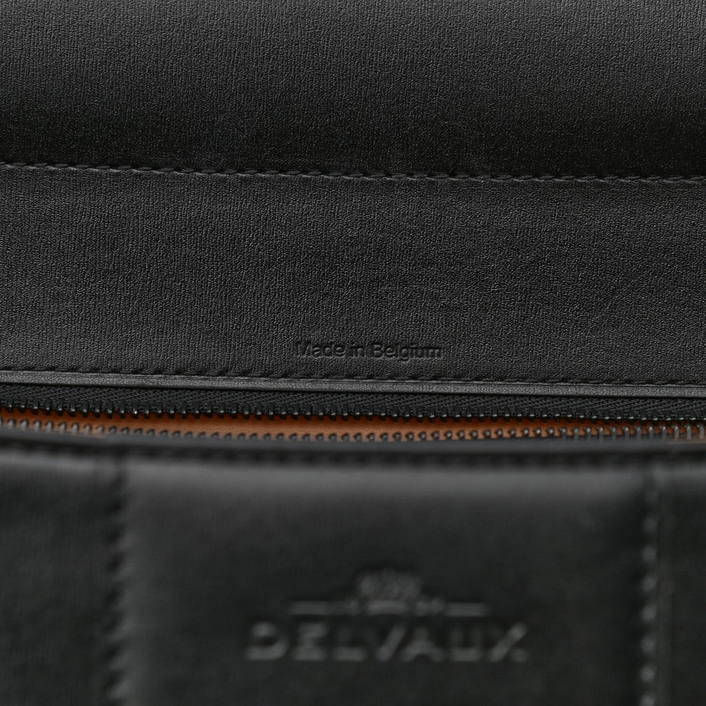 Box Calfskin GM Brillant Satchel Black
