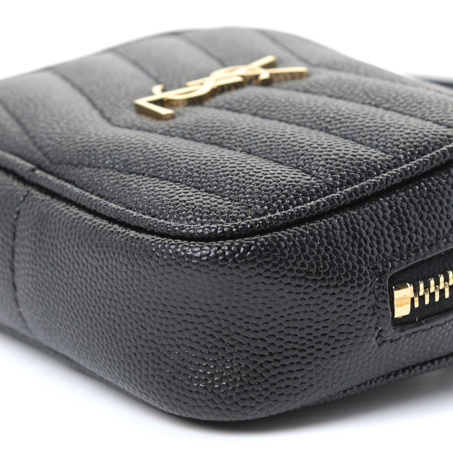 Saint Laurent Grain De Poudre Matelasse Monogram Baby Lou Camera Bag Black 5 of 9