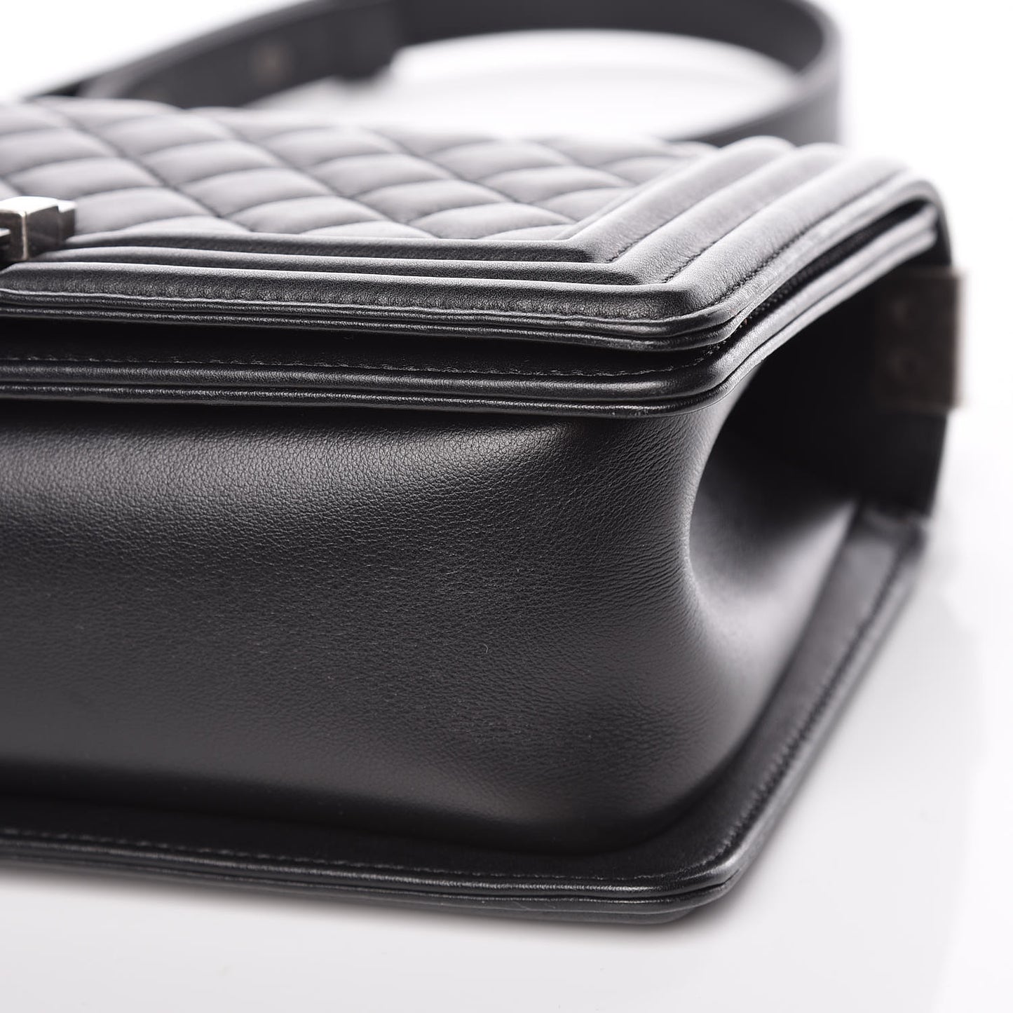 Calfskin Quilted Medium Boy Flap Black