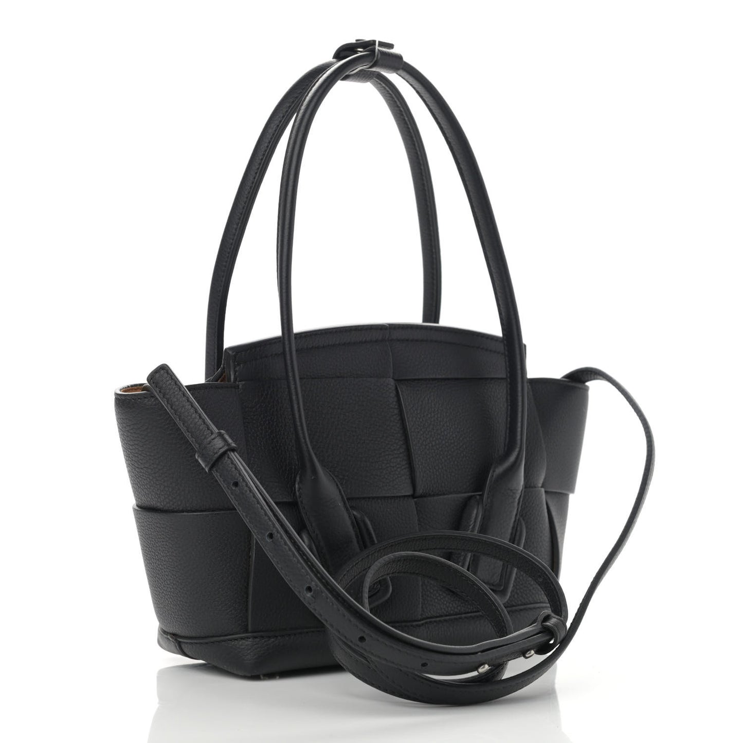 Grained Calfskin Mini Maxi Intrecciato Arco 33 Black