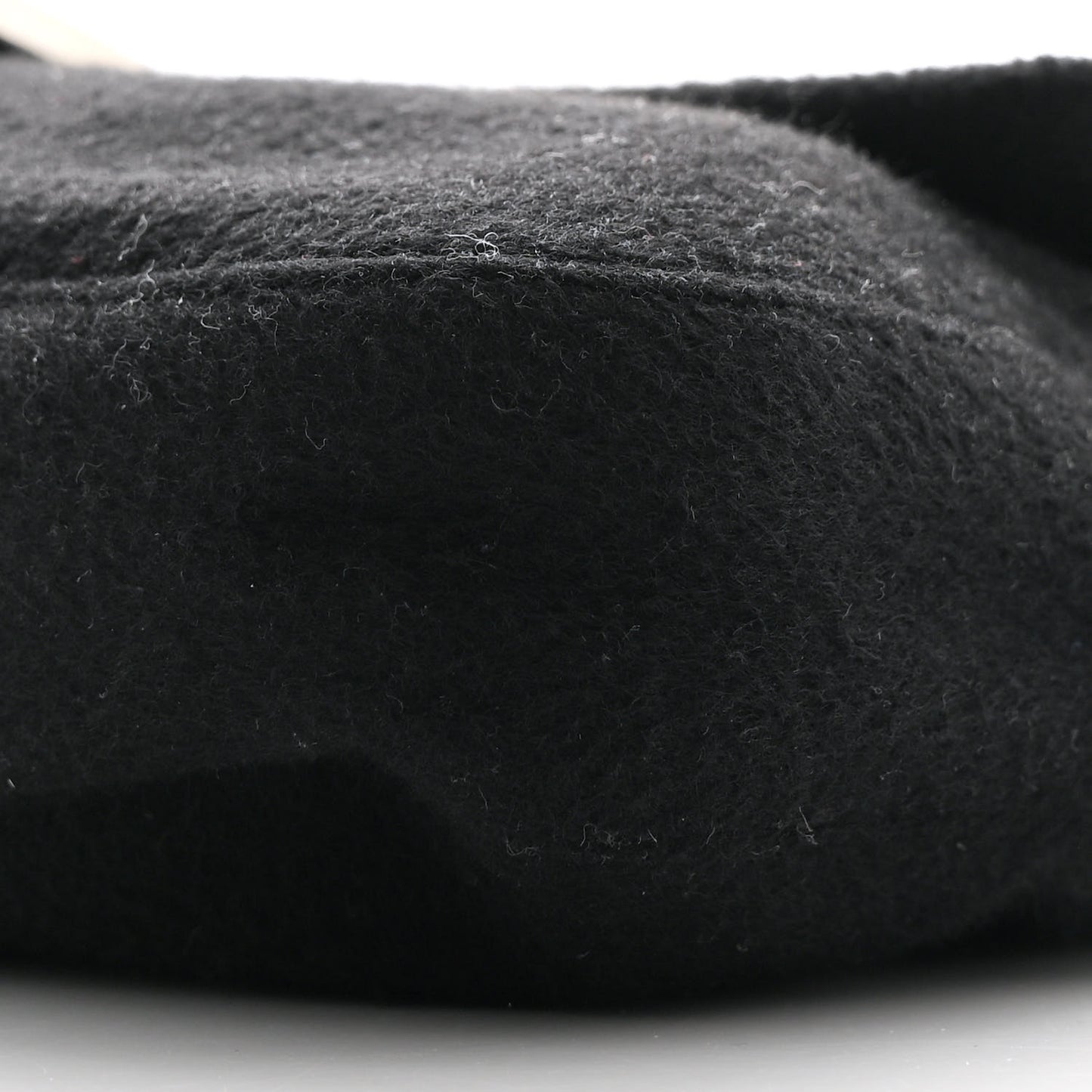 Cashmere Baguette Black