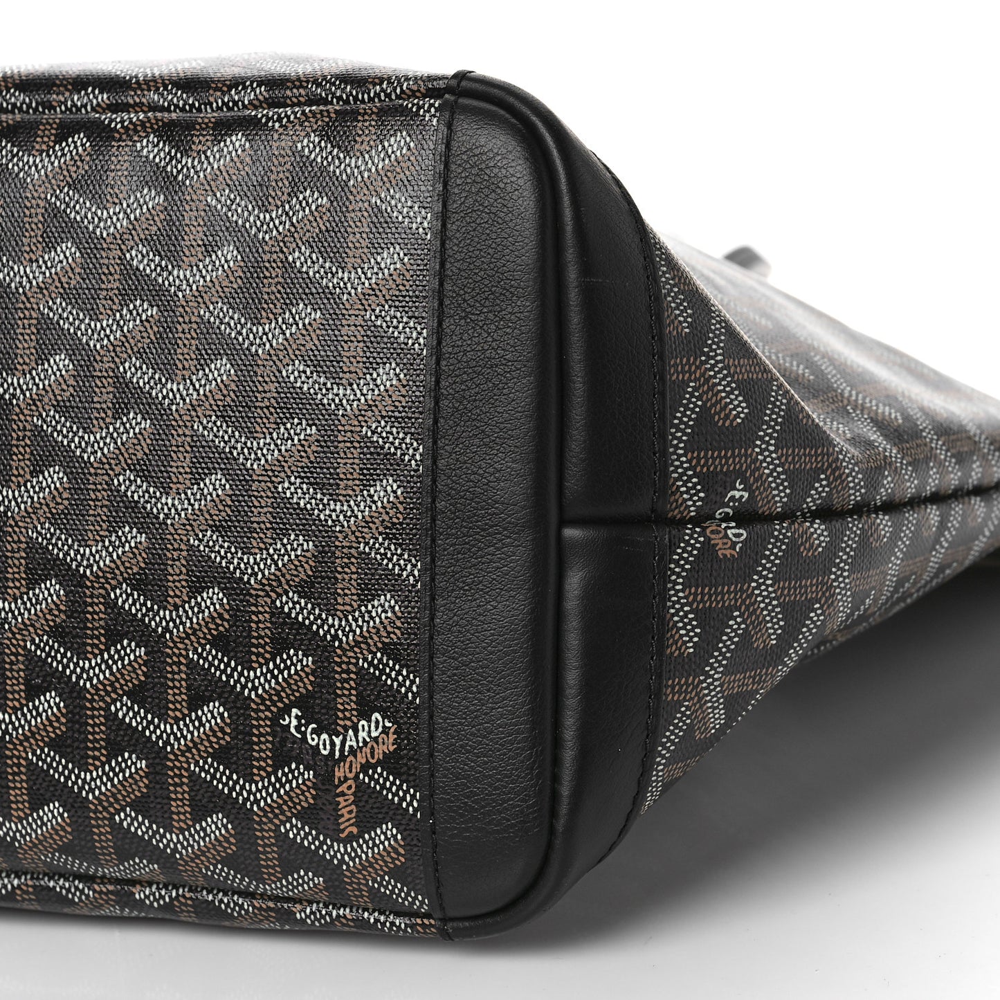 Goyardine Artois MM Black