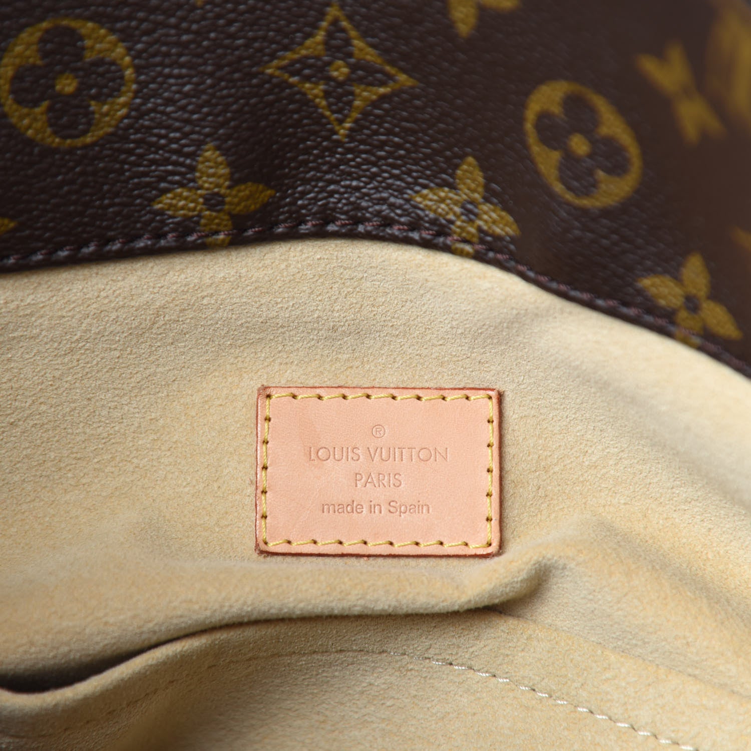 Louis Vuitton Monogram Artsy MM 8 of 10