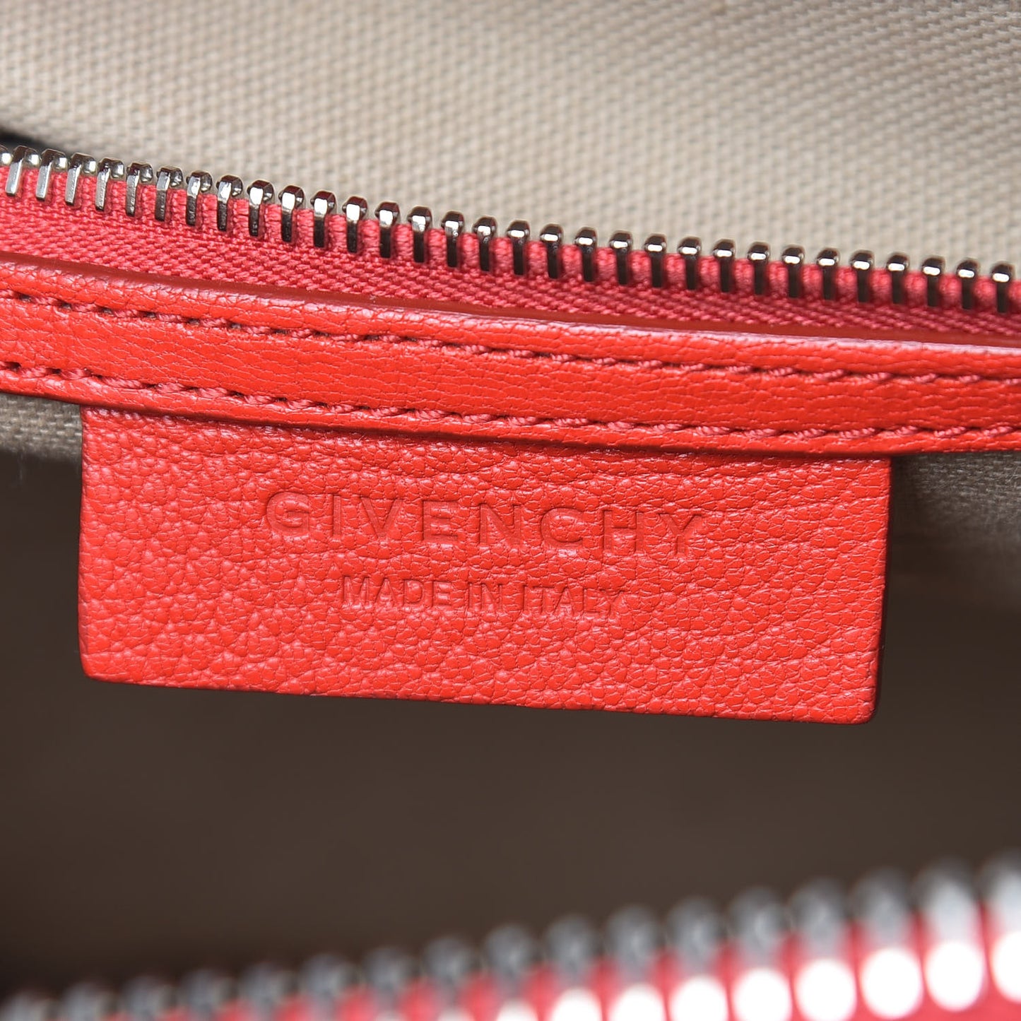 Sugar Goatskin Medium Antigona Red