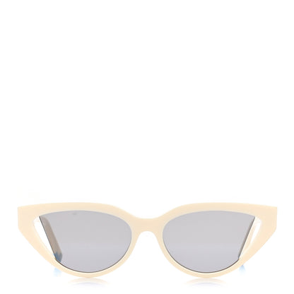 Fendi Cat Eye Sunglasses FE40009I White 2 of 7