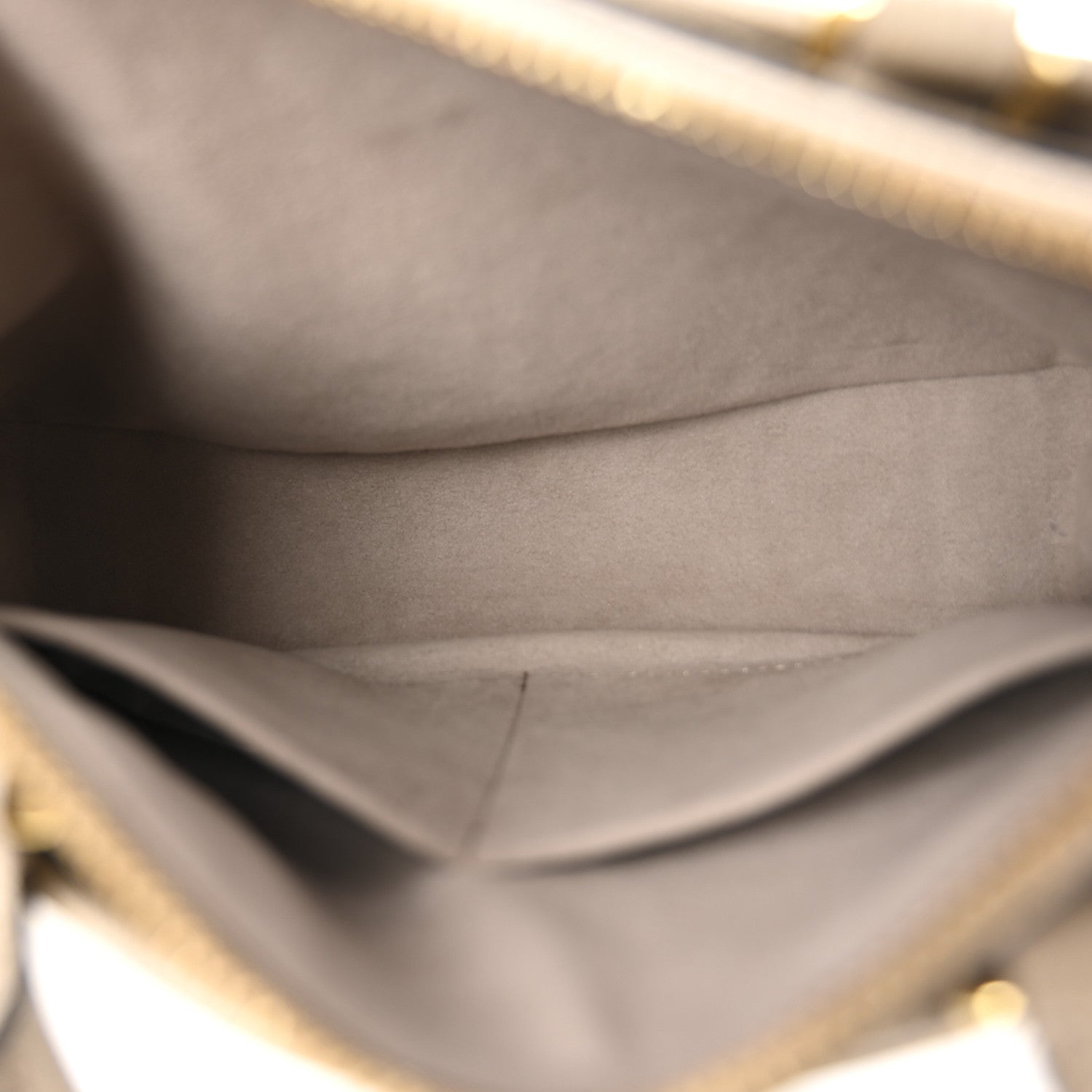 Louis Vuitton Empreinte Monogram Giant Trianon PM Tourterelle Creme 9 of 19