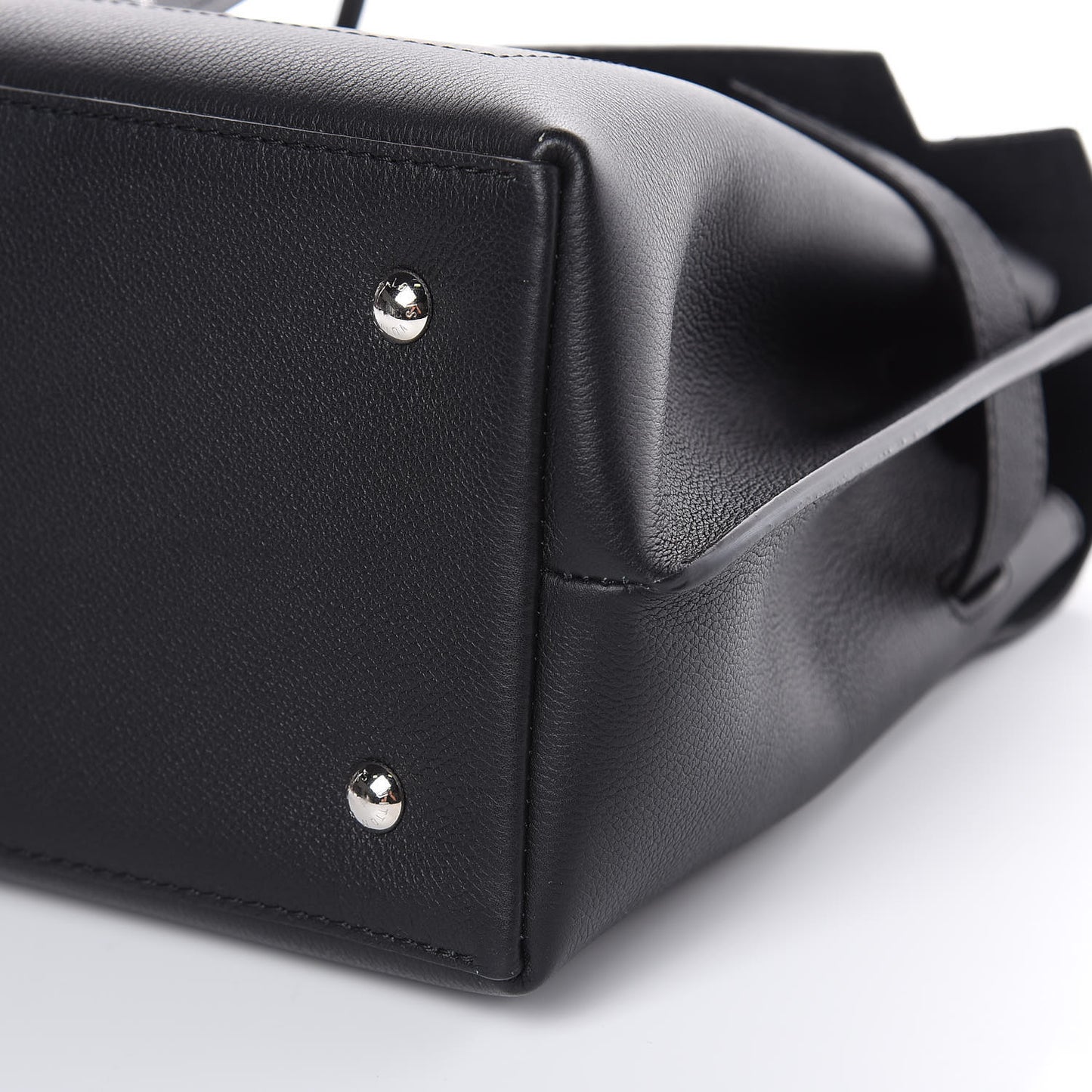 Soft Calfskin Lockme Ever Black