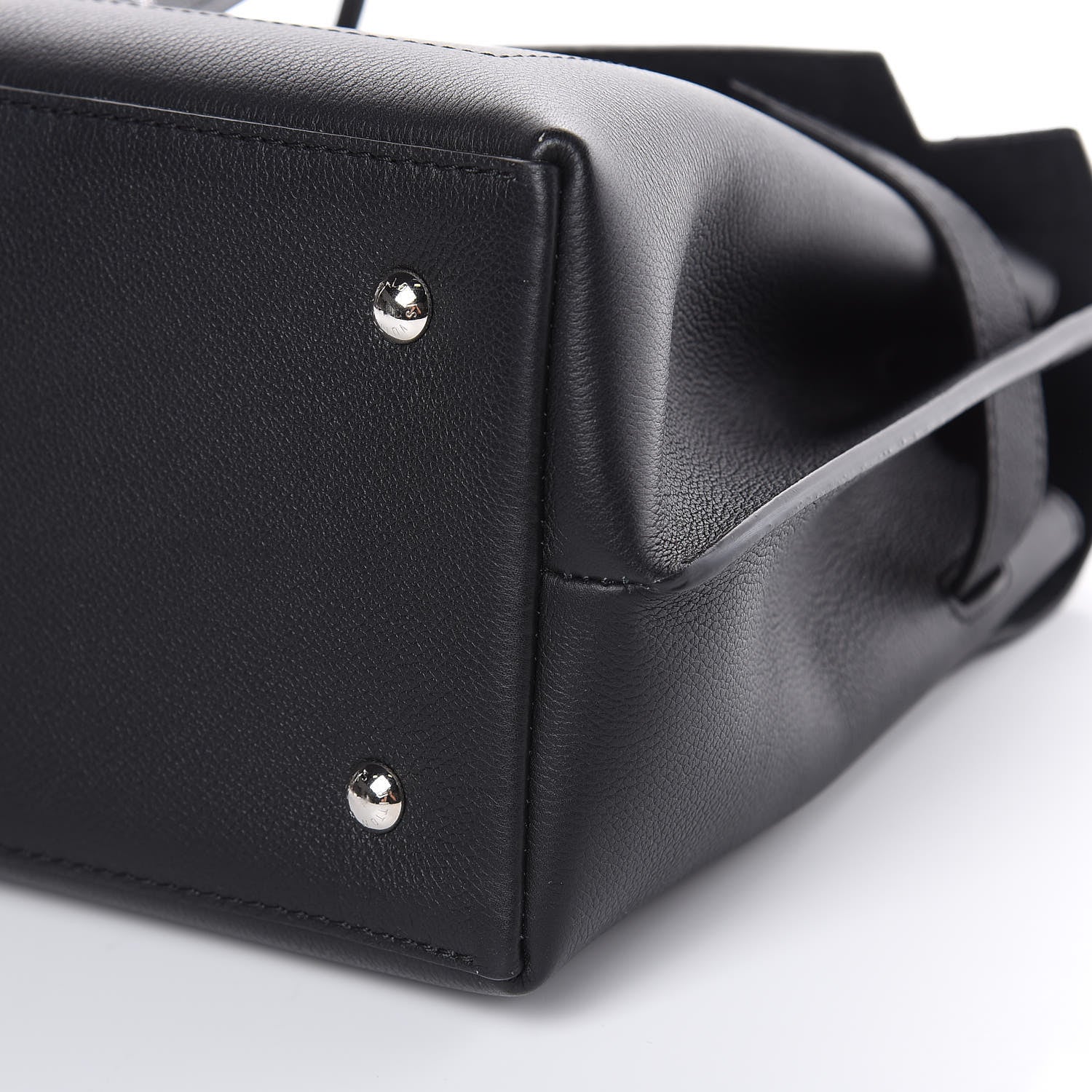 Louis Vuitton Soft Calfskin Lockme Ever Black 8 of 9