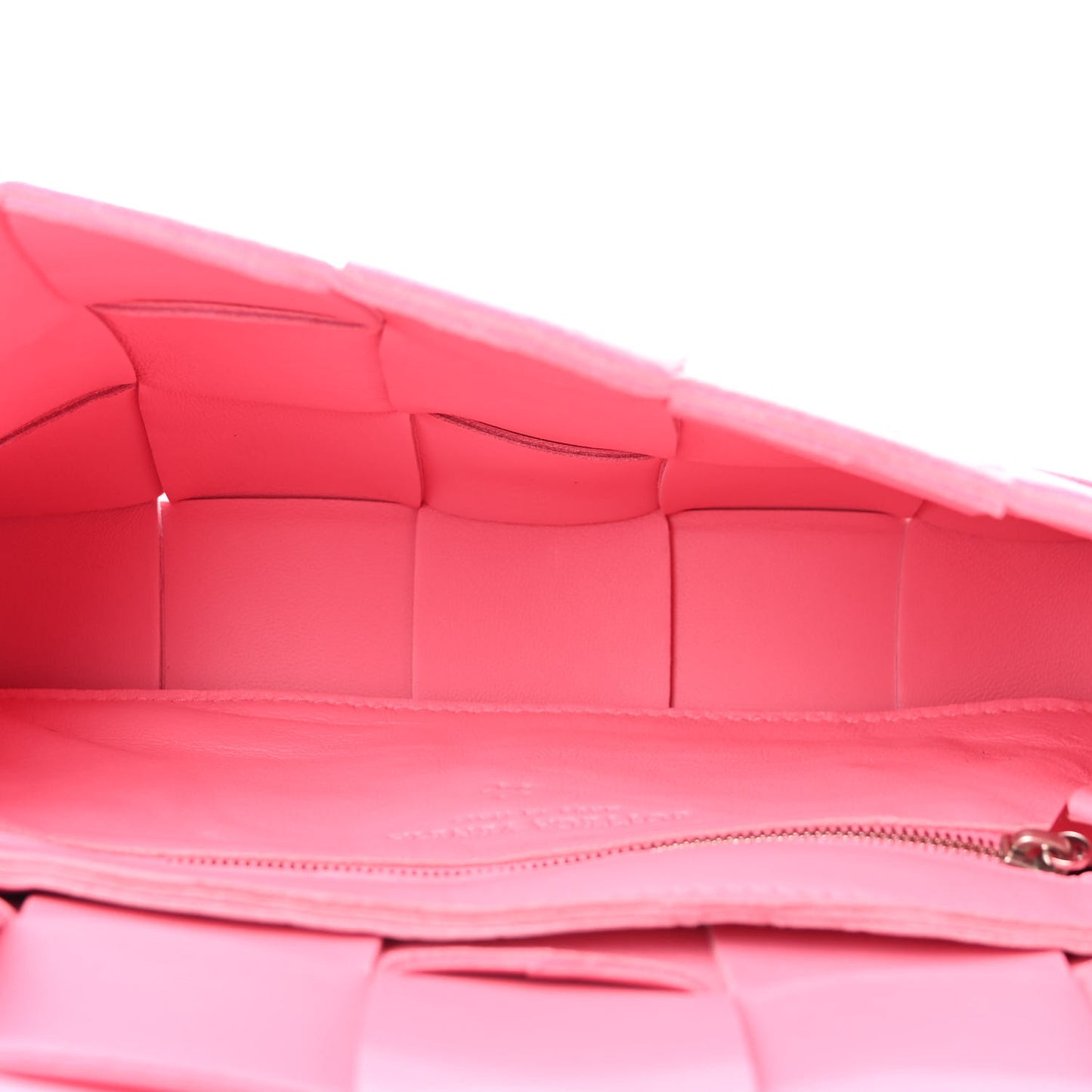 Lambskin Maxi Intrecciato Cassette Crossbody Bag Pink