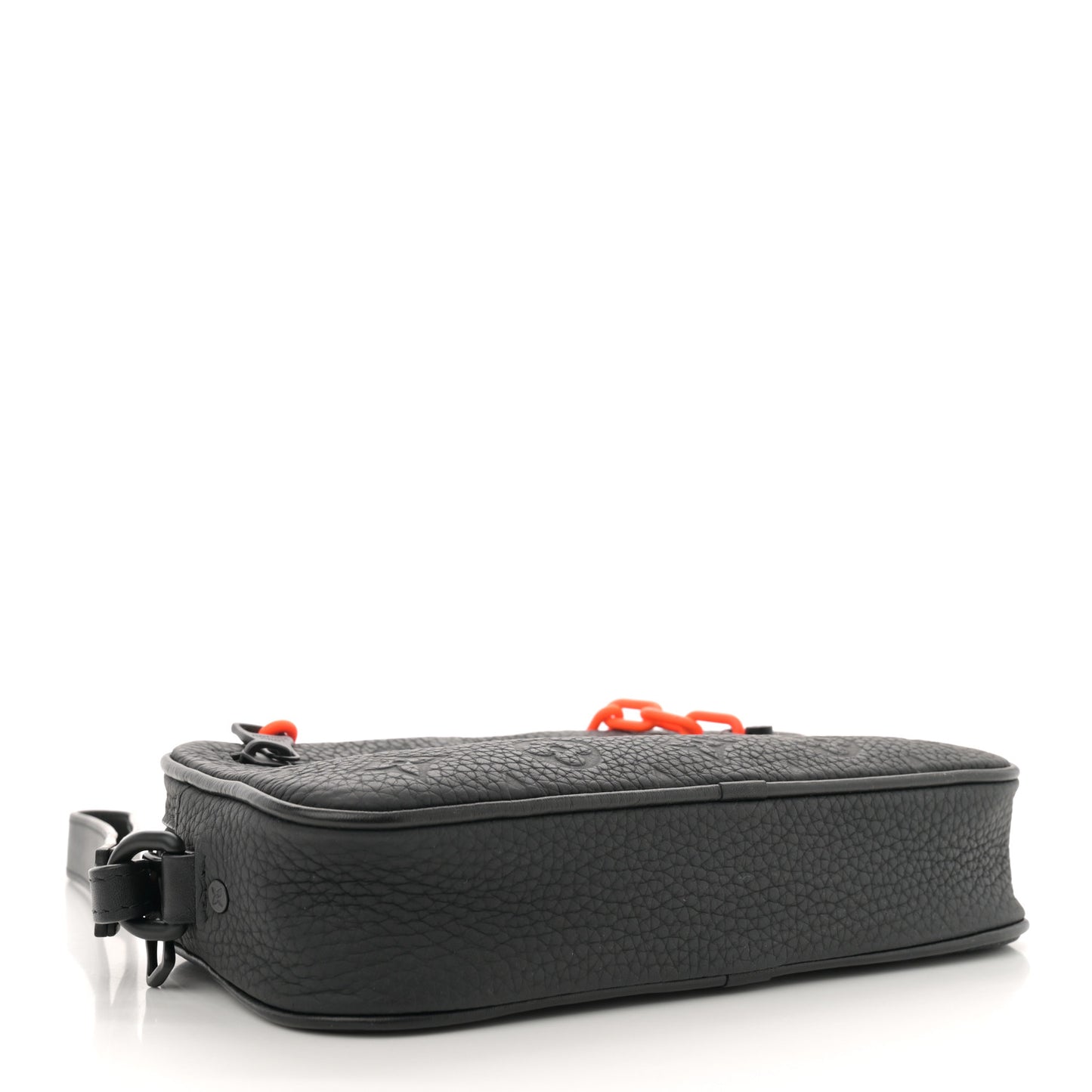 Taurillon Monogram Uniformes Solar Ray Soft Pochette Volga Black