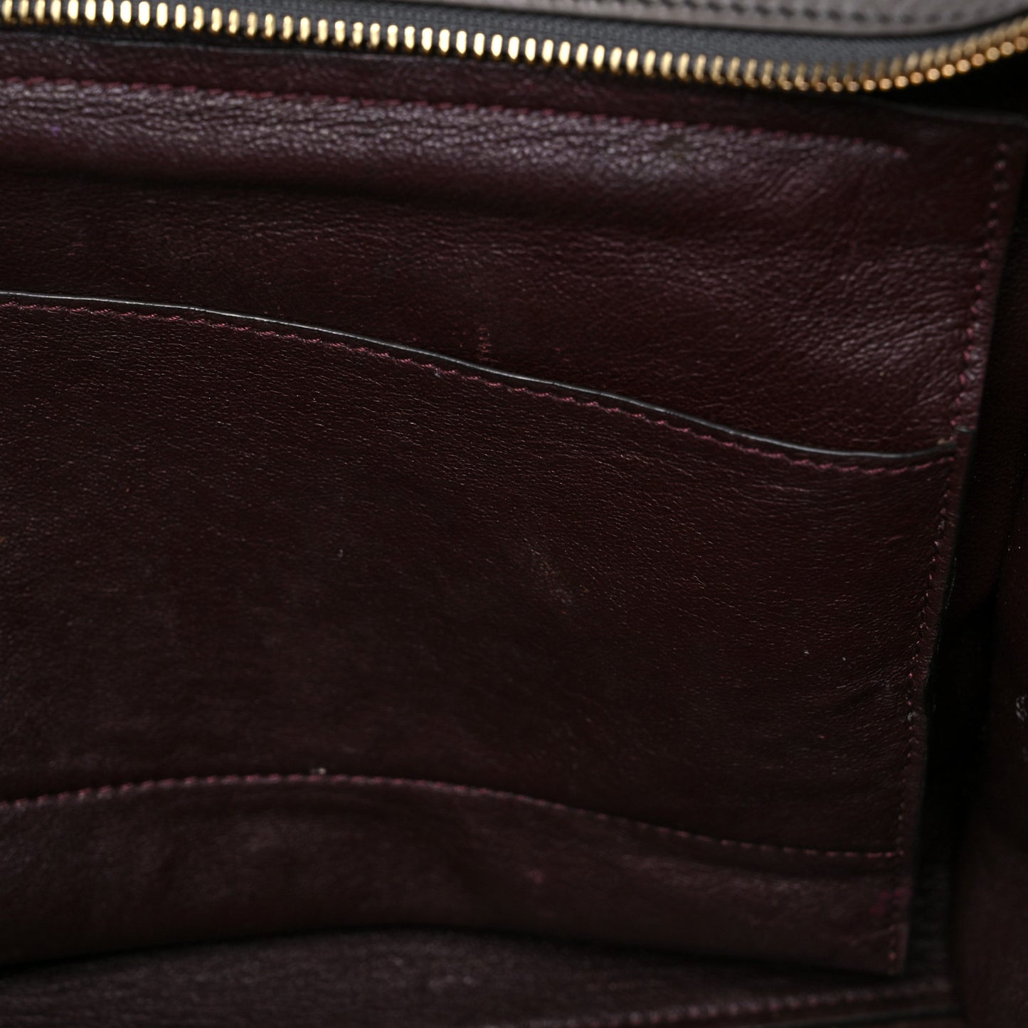 Crocodile Embossed Nubuck Medium Trapeze Grey