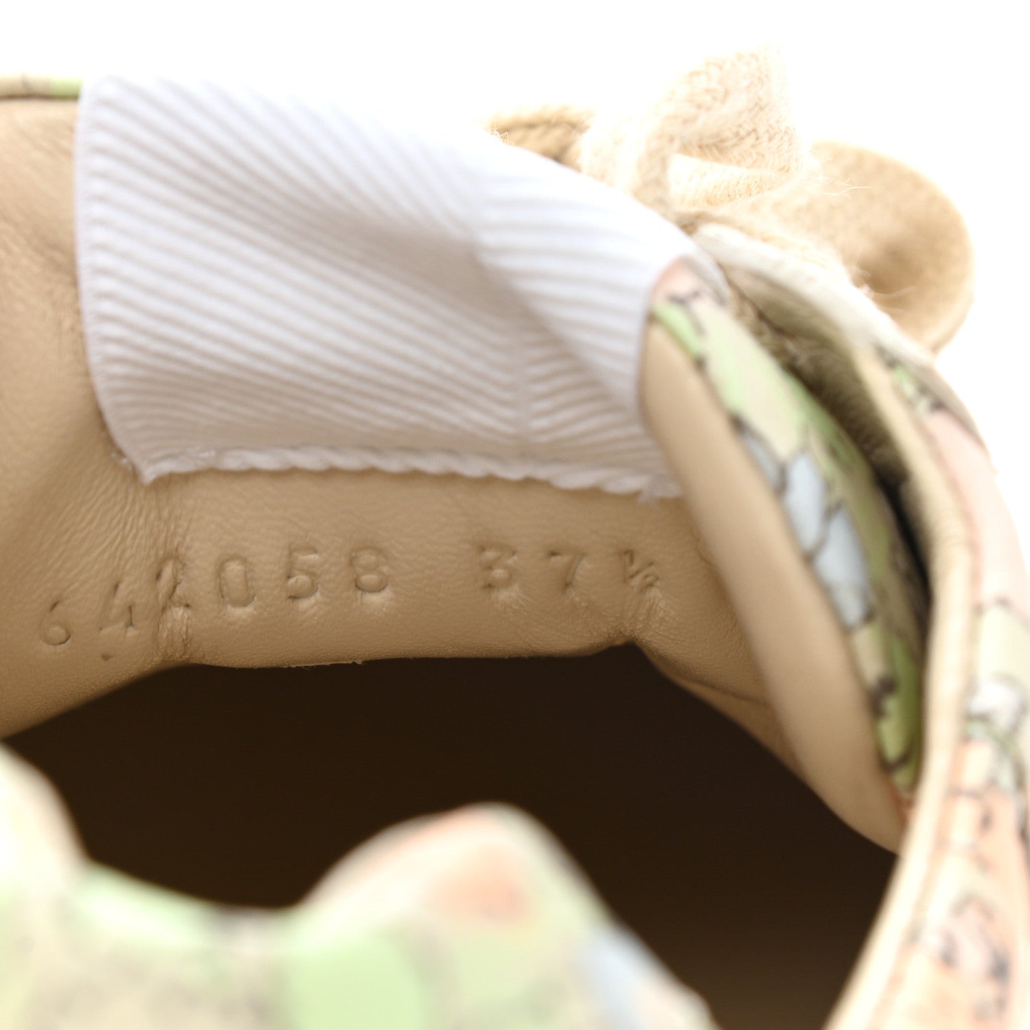 Gucci X LIBERTY OF LONDON Calfskin Infinity Tracy Womens Rhyton Sneakers 37.5 Mint Peach 8 of 9