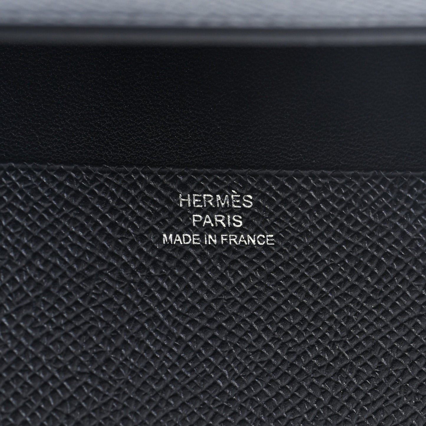 Epsom MC2 Passport Holder Black Vert Cypress