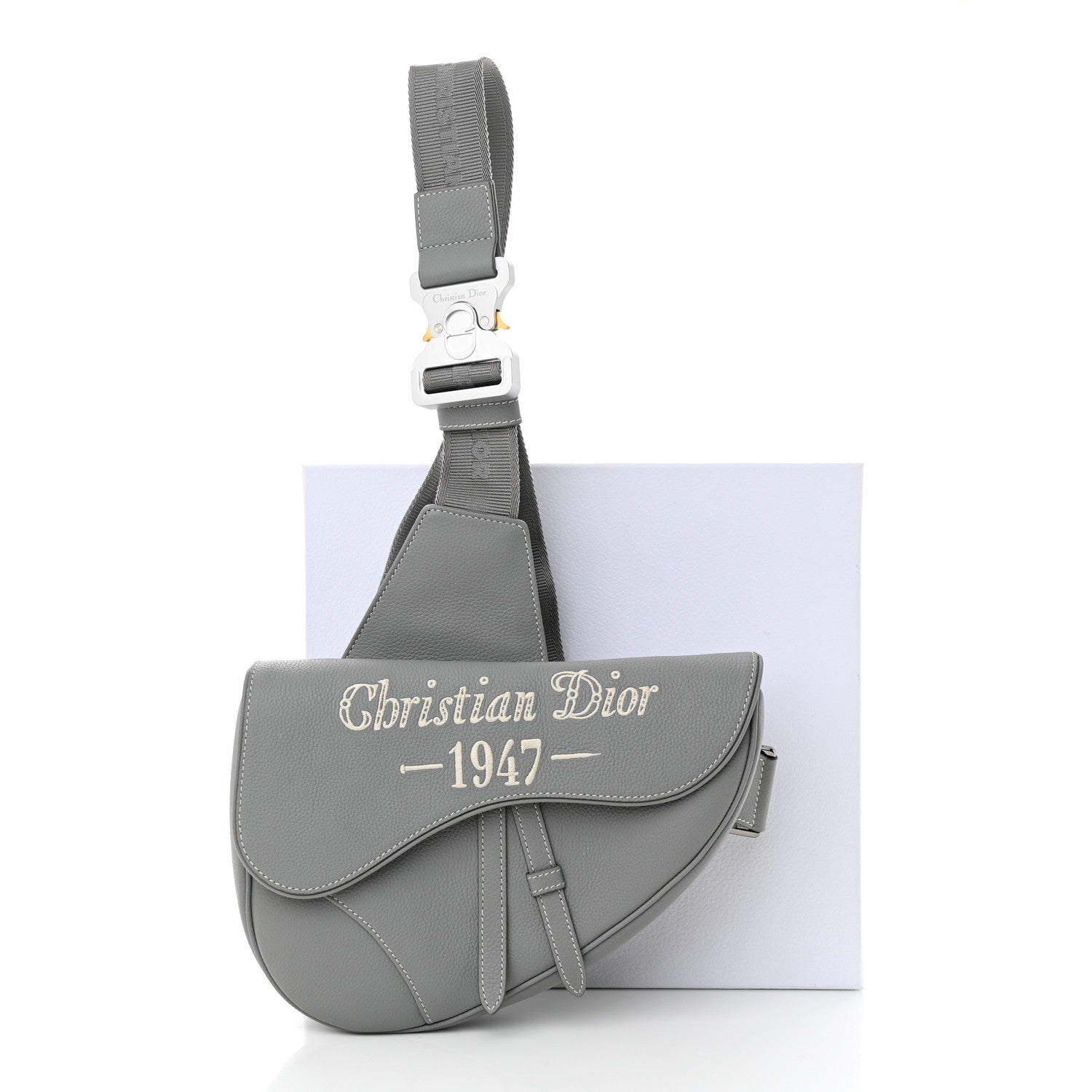 Christian Dior ショルダーバッグ グレー Christian Dior Grained Calfskin Mens Signature 1947 Saddle Bag