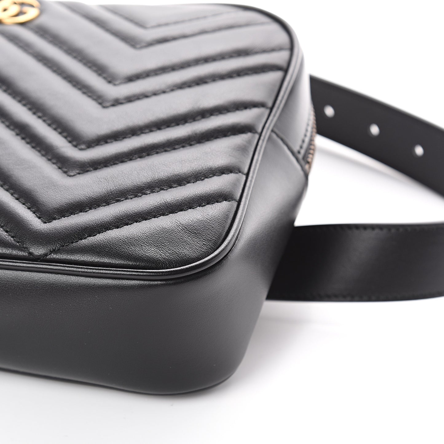 Calfskin Matelasse Mens GG Marmont Belt Bag 90 36 Black