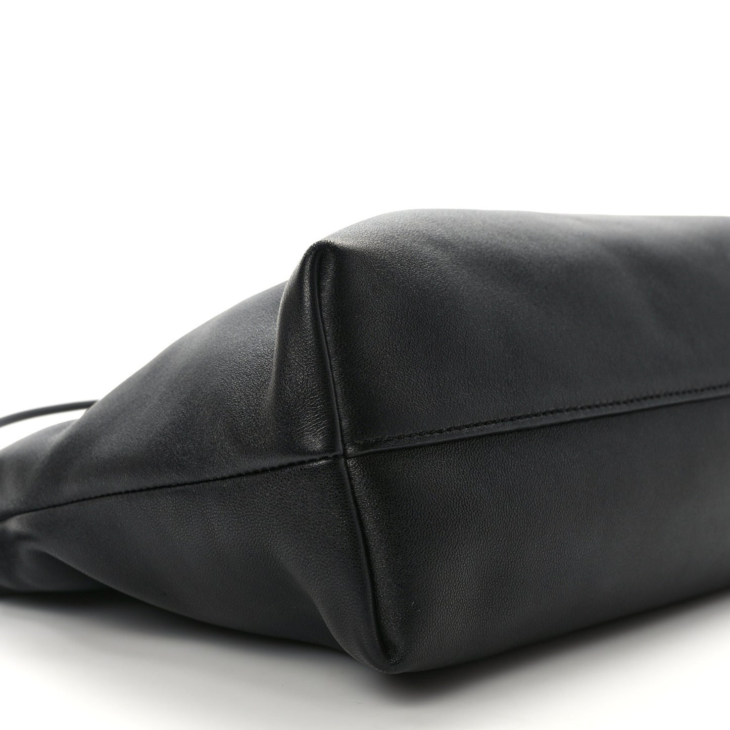 Mellow Nappa Donut Chain Flamenco Knot Clutch Black