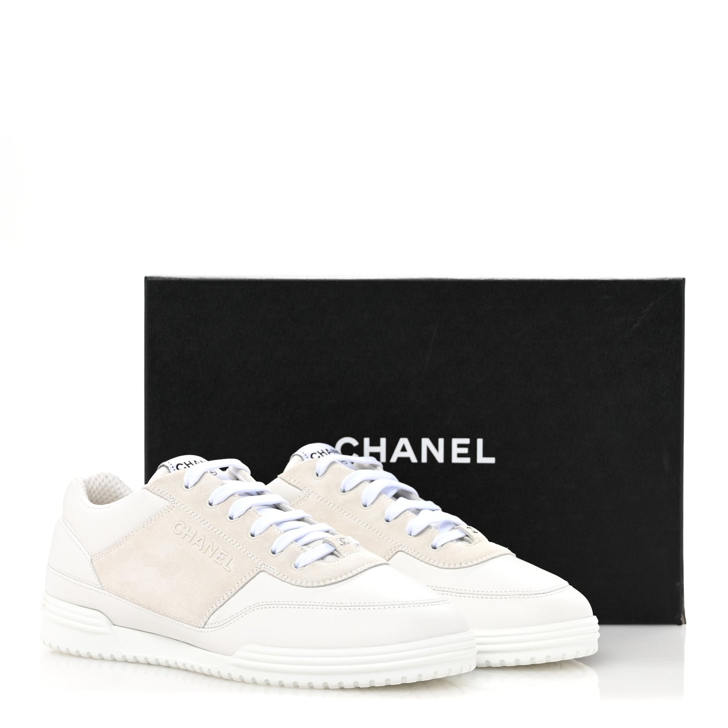 Calfskin Suede Coco Mark Logo Womens Sneakers 40 White