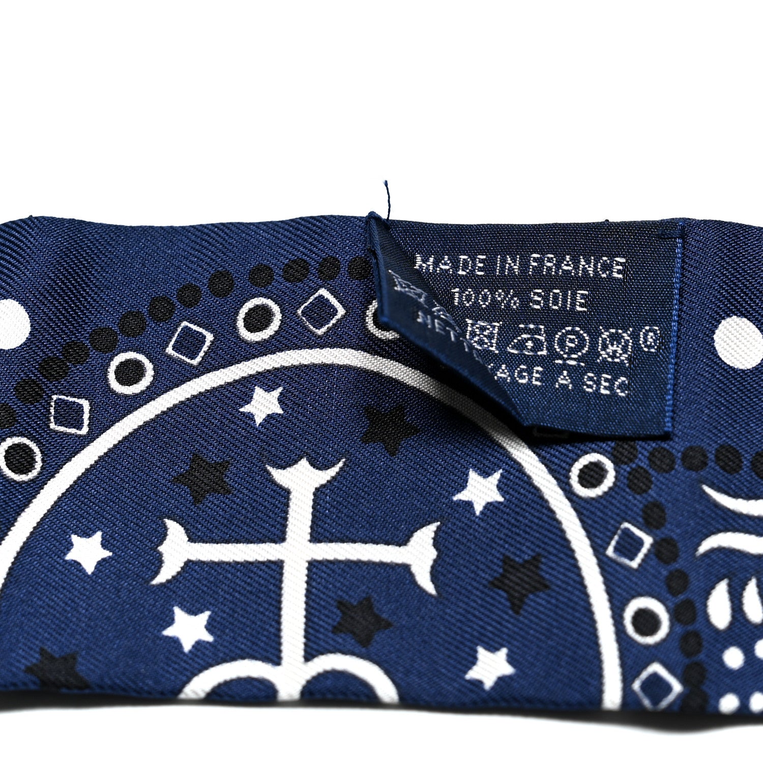 Hermes Silk Entre Ciel Et Mer Twilly Marine White Black 5 of 5