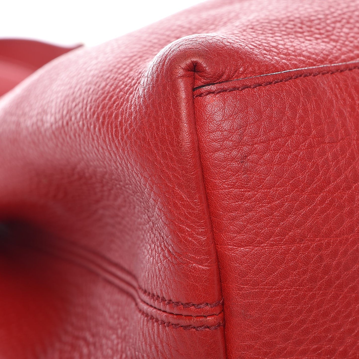 Pebbled Calfskin Medium Soho Chain Shoulder Bag Tabasco Red