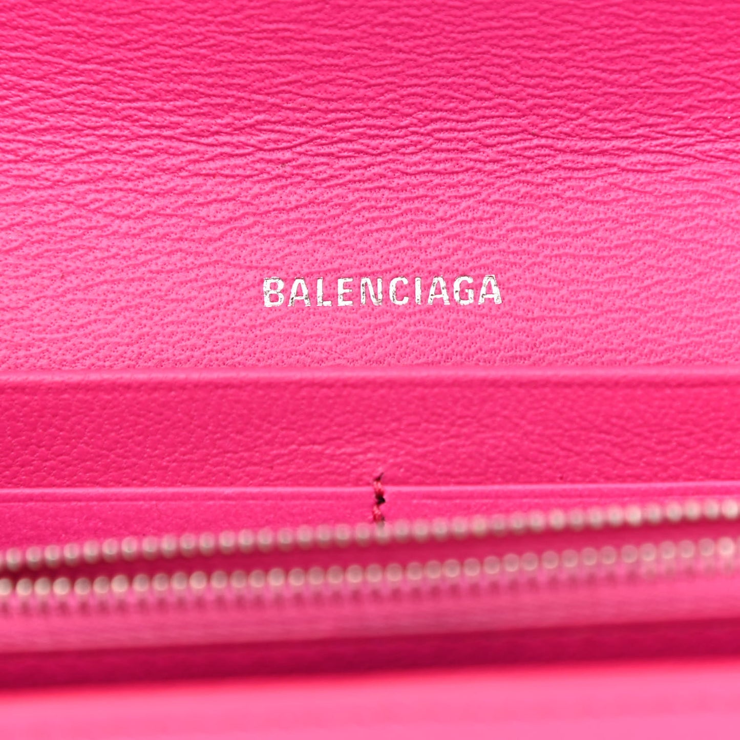 Grained Calfskin Logo Cash Continental Wallet on Chain Acid Pink Black