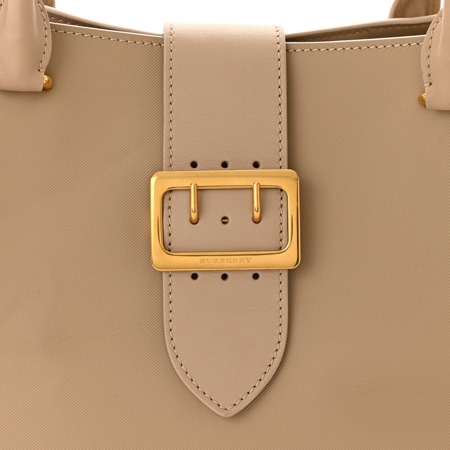 Trench Calfskin Medium Buckle Tote Honey