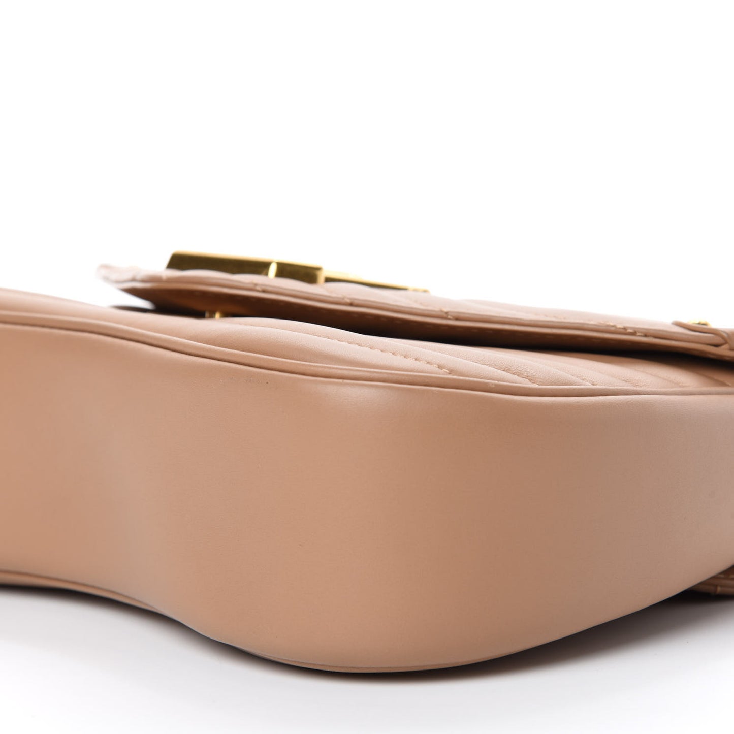 Calfskin New Wave Chain MM Noisette