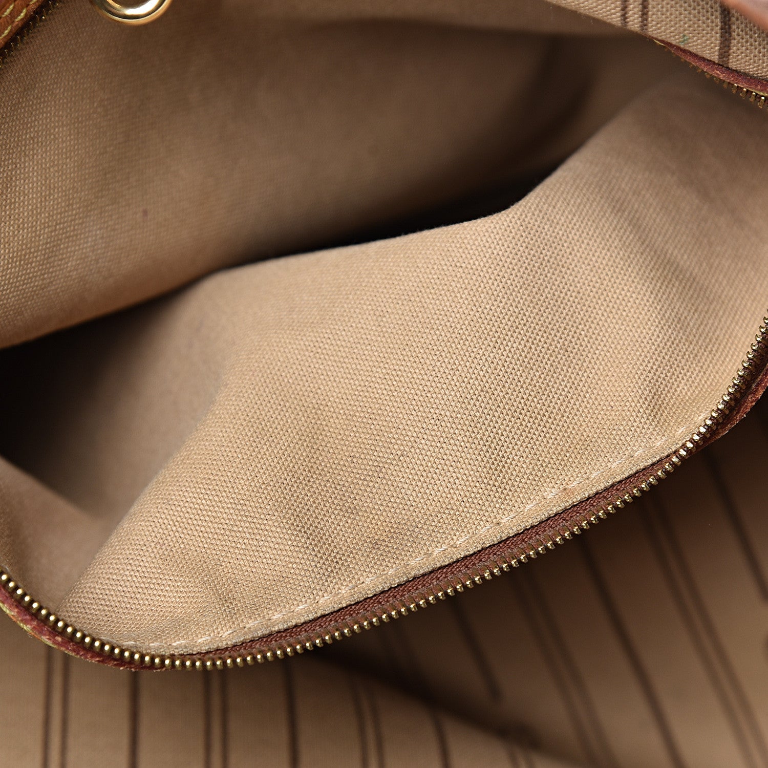 Louis Vuitton Monogram Delightful MM 8 of 22