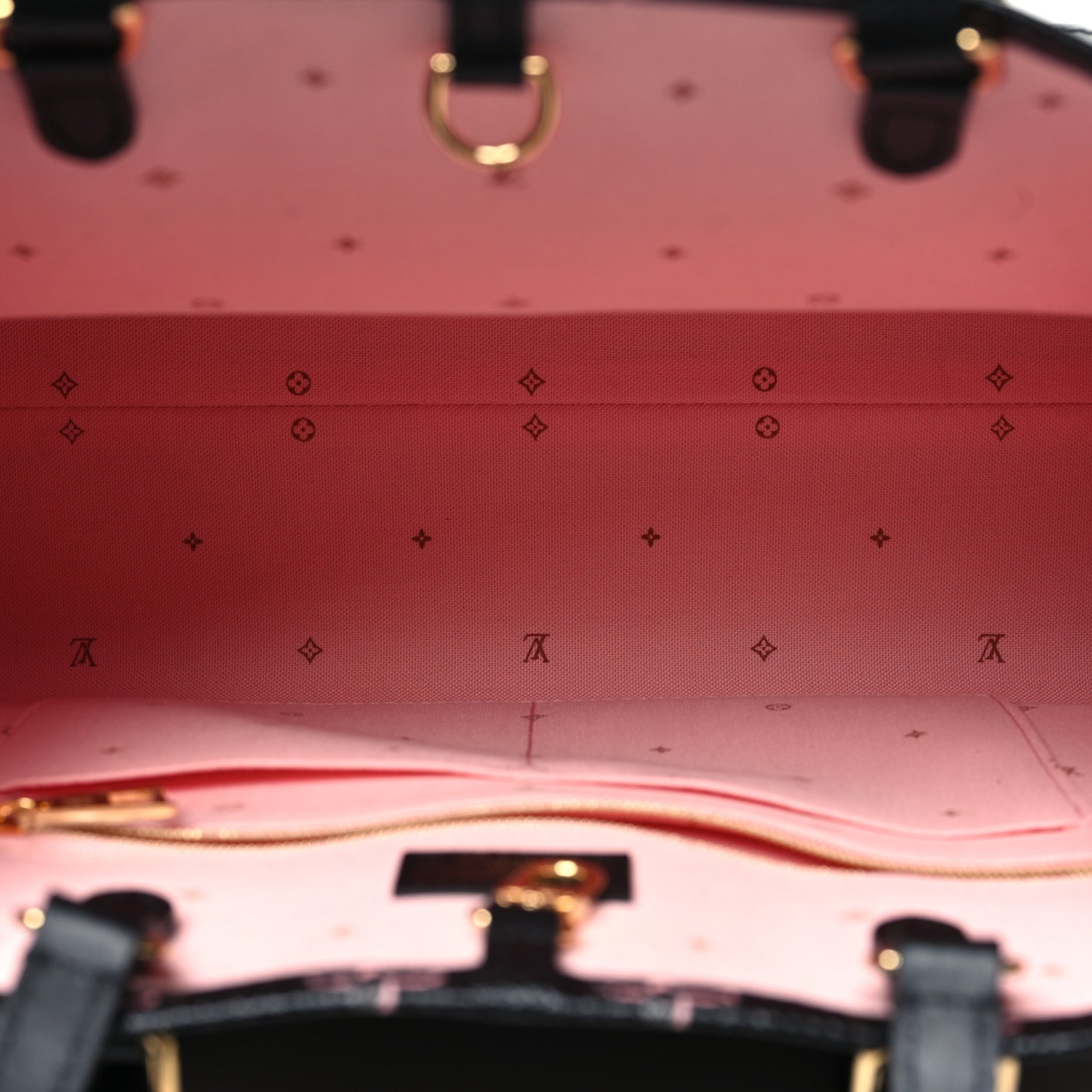 Monogram Fall for You LV Neo Onthego MM Black