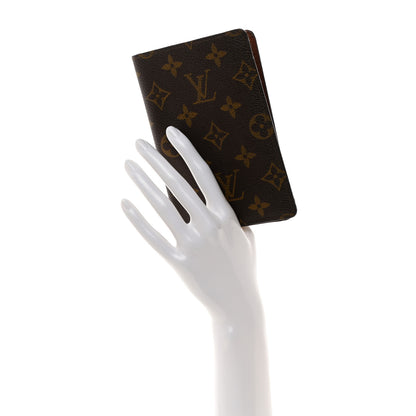 Louis Vuitton Monogram Passport Cover 2 of 7