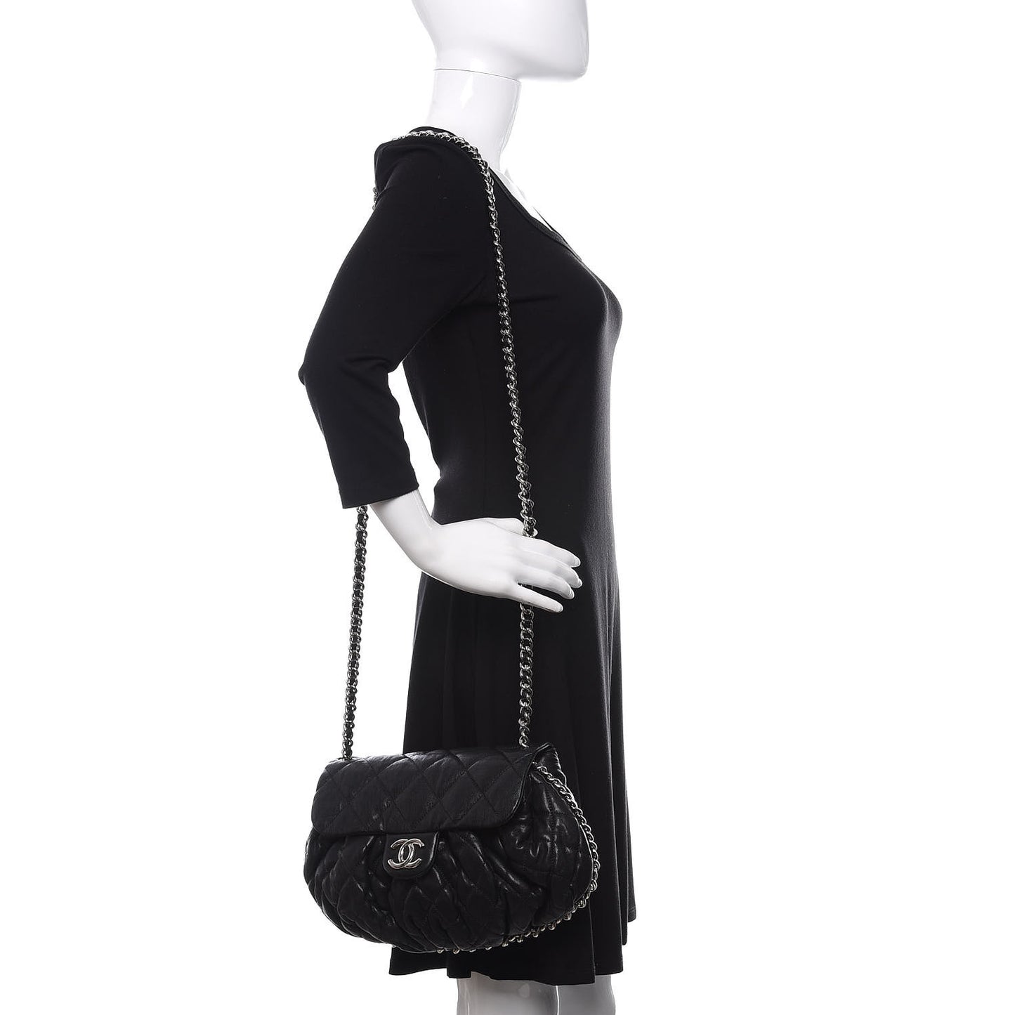 Washed Lambskin Quilted Medium Chain Around Messenger Black