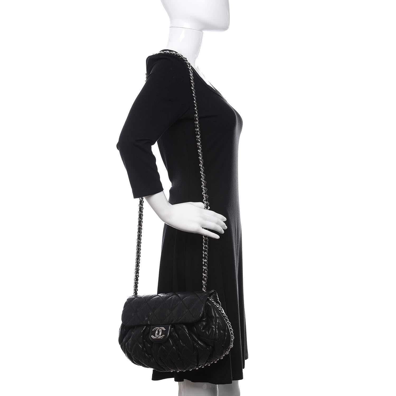 Chanel Washed Lambskin Quilted Medium Chain Around Messenger Black 2 of 11